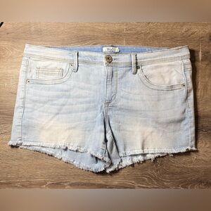 Mudd, Light Wash Distressed Denim Shorts - Size 15 - Raw Hem Y2K Style
